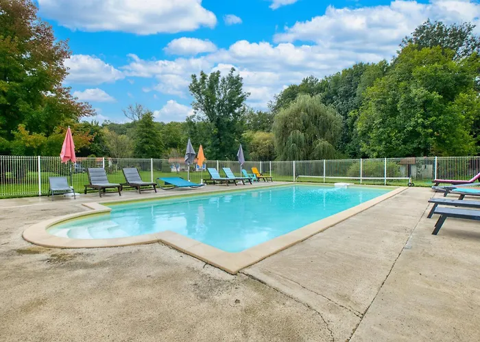 Le Pecheur Nyaraló *